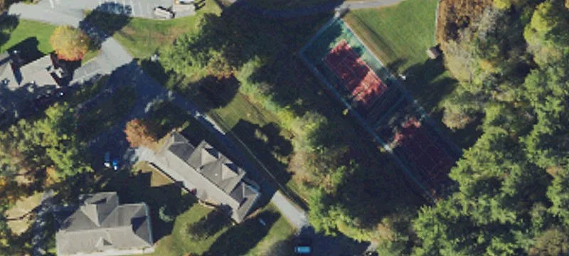 100 Dar Dr