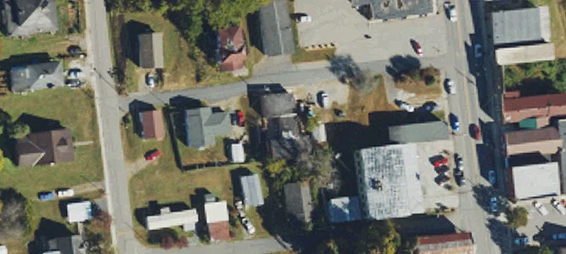 33 Dula St