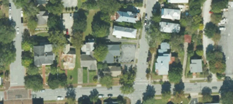 303 Metcalf St
