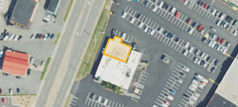 625 Main St