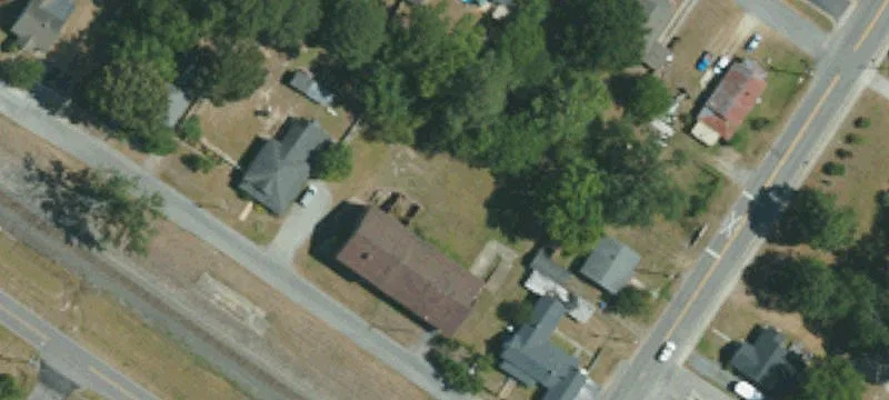 204 Railroad Ave