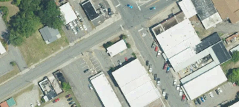 37 Hamlet Ave