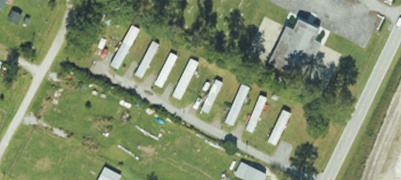 1004 Lk Rd
