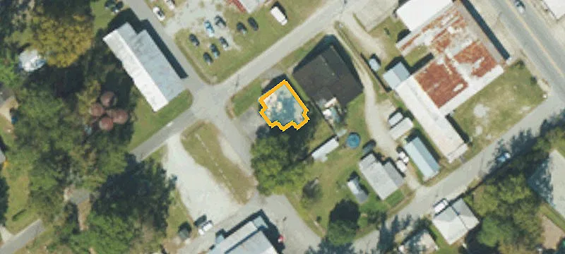 403 Farm Life Ave