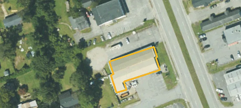 608 Main St