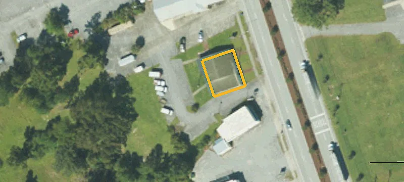 324 Main St