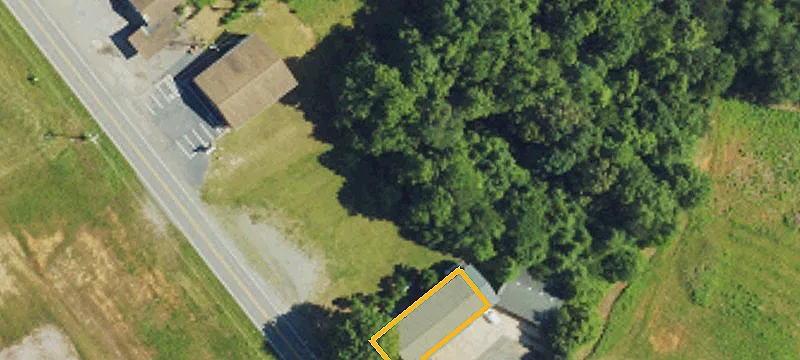 704 Hwy E Hwy
