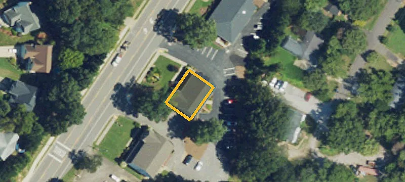 1725 Main St
