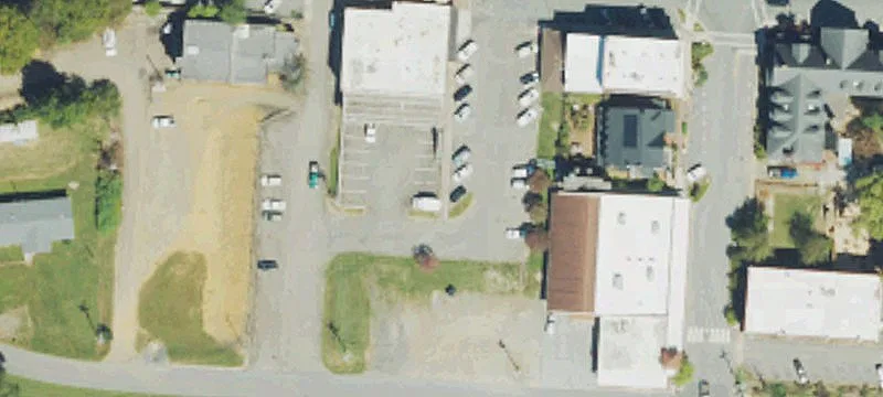 4 Town Sq