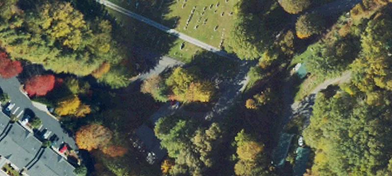 Cemetery Rd