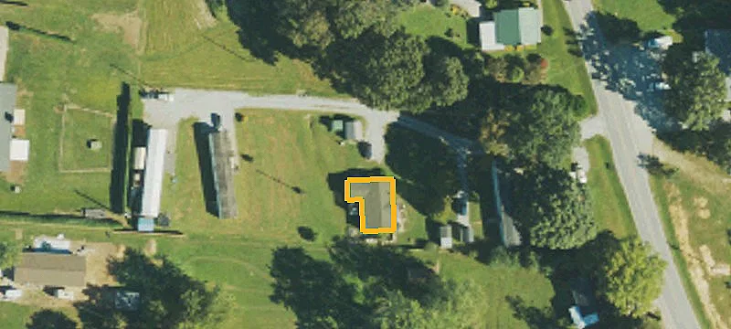 11 Carroll Oaks Dr