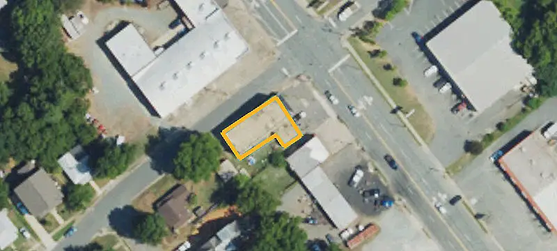 903 Webb Ave