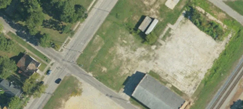 100 Harnett St