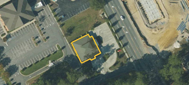 704 Arlington Blvd