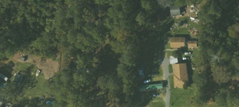 Edwards Farm Rd