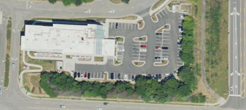 3951 Sumner Blvd