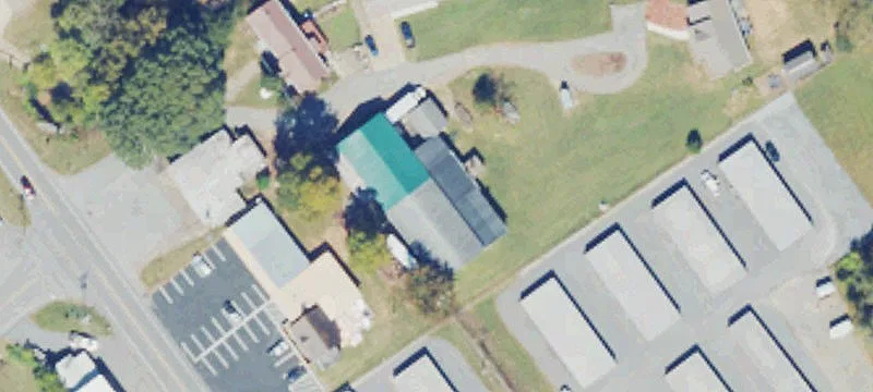 123 Hall Ave