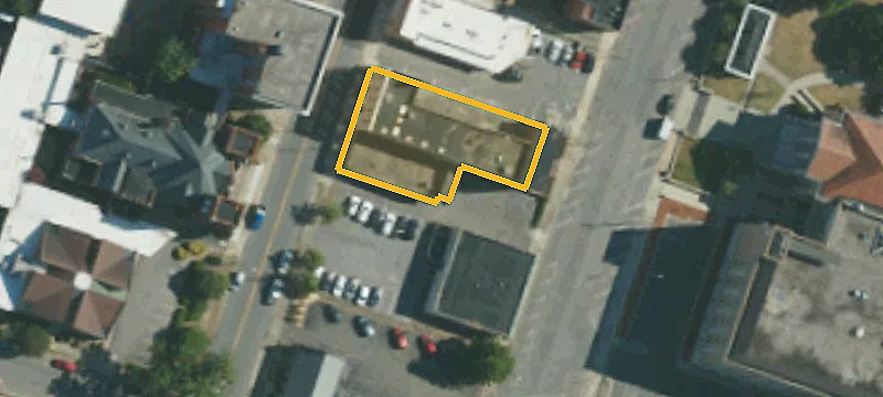 112 John St