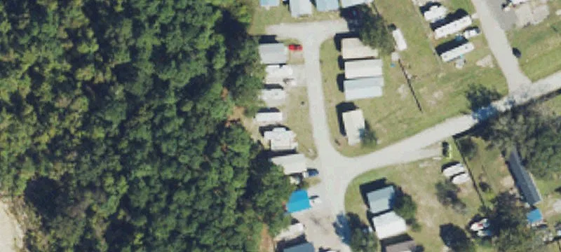 220 Ennett Ln