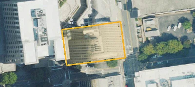51 4th St