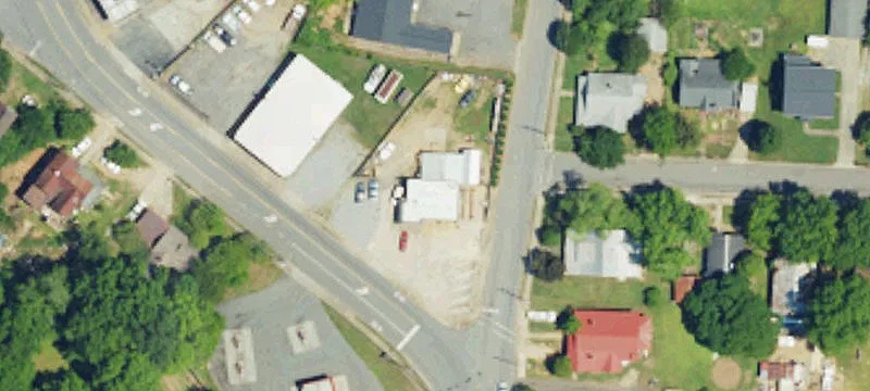 600 Lenoir St