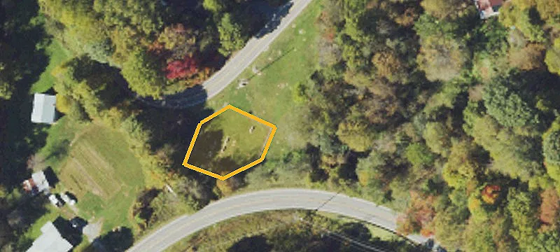 15 Sam Eller Rd
