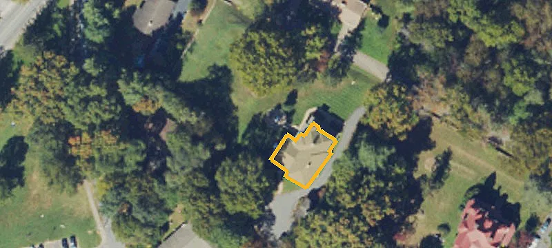 92 Daisy Ave