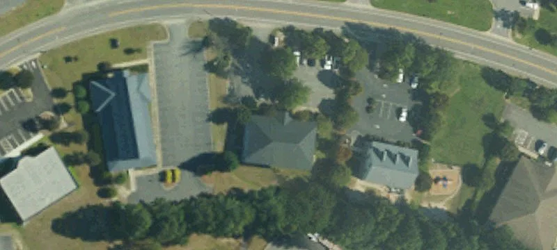 1110 Pkwy Dr
