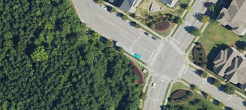 990 Hodge Rd