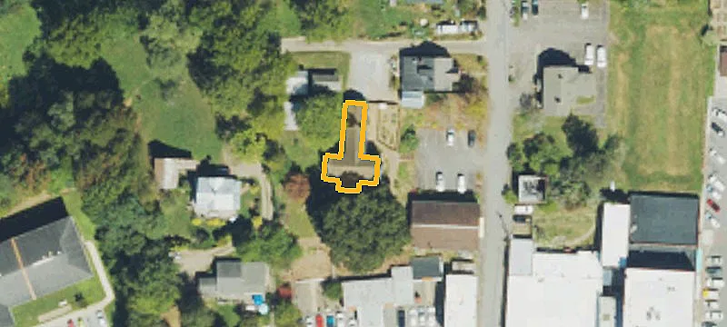 11 Academy St