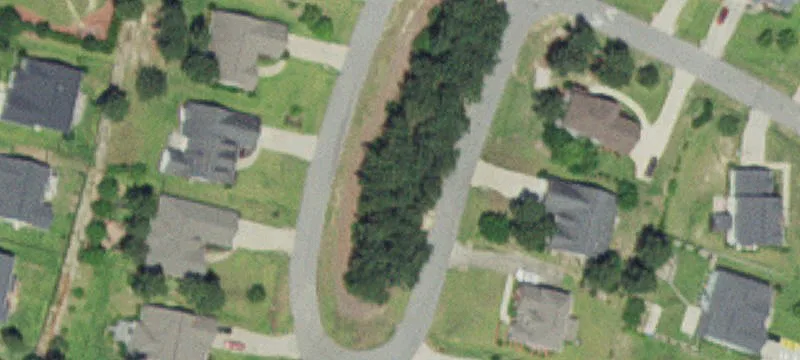 125 Whispering Pnes Dr
