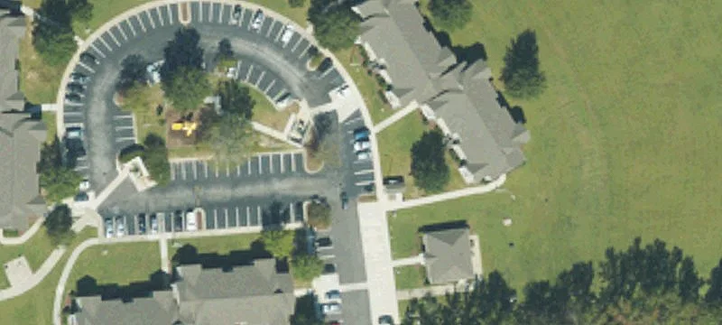Elm Grn Loop Dr