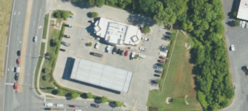 821 Cloverleaf Plz