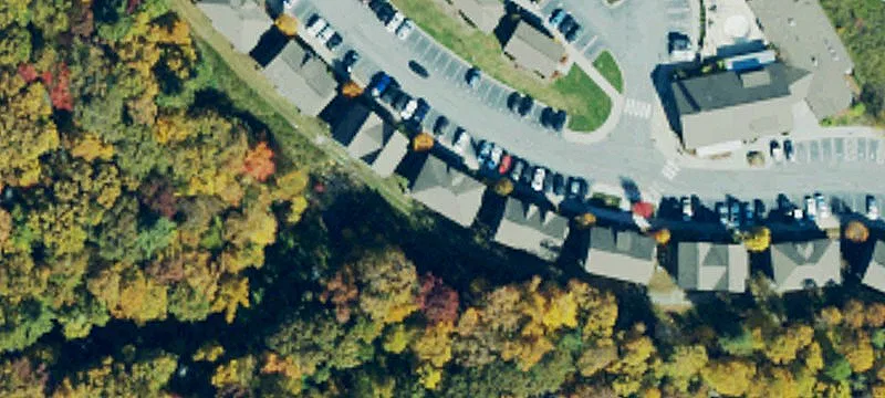 574 Fallview Ln
