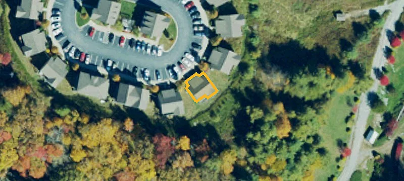 214 Parkwood Cir