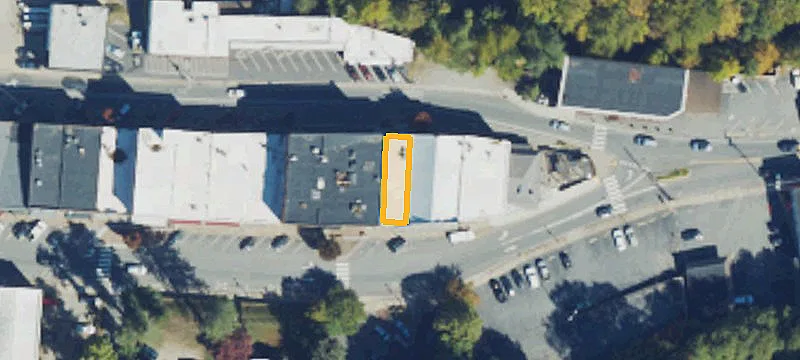 486 Main St