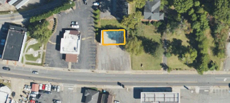 610 Main E St