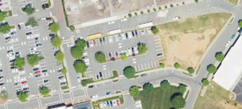 Peninsula Dr