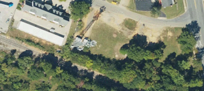 1304 Commercial Ave