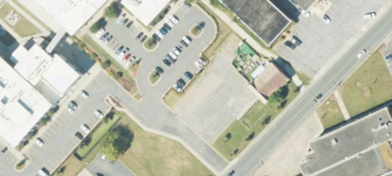 1113 Hawthorne Ln