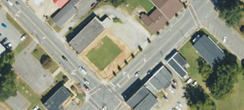 Main St