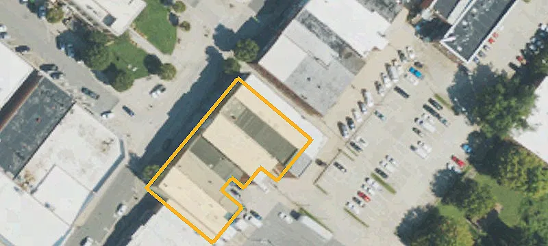 100 Main St