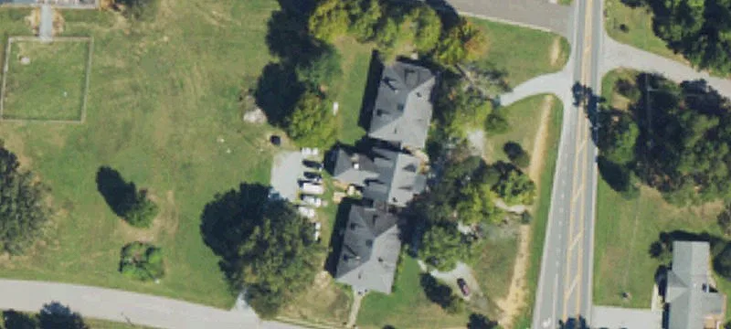2065 Chub Lk Rd