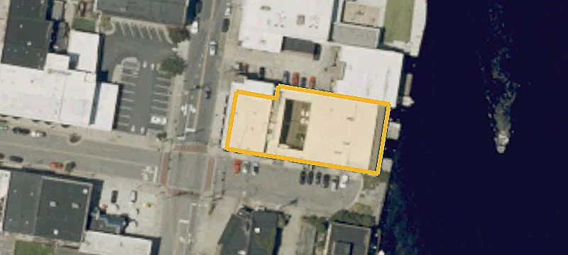 700 Main St
