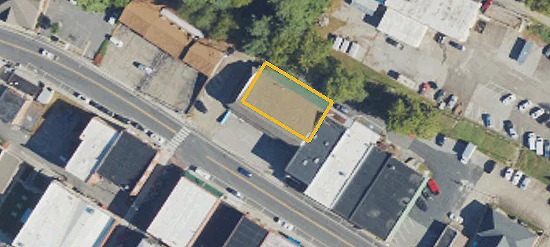 261 Oak Ave