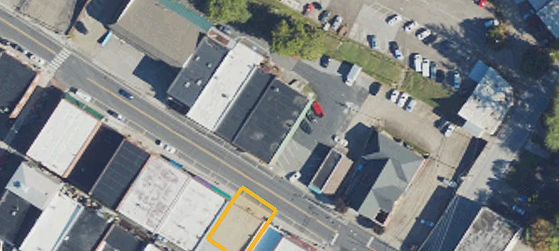 279 Oak Ave