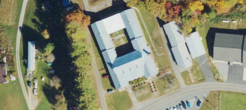 528 Piney Crk School Rd
