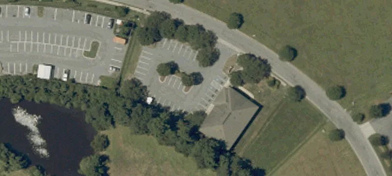 135 Rich Blvd