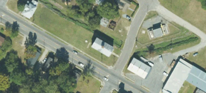 506 Respess St