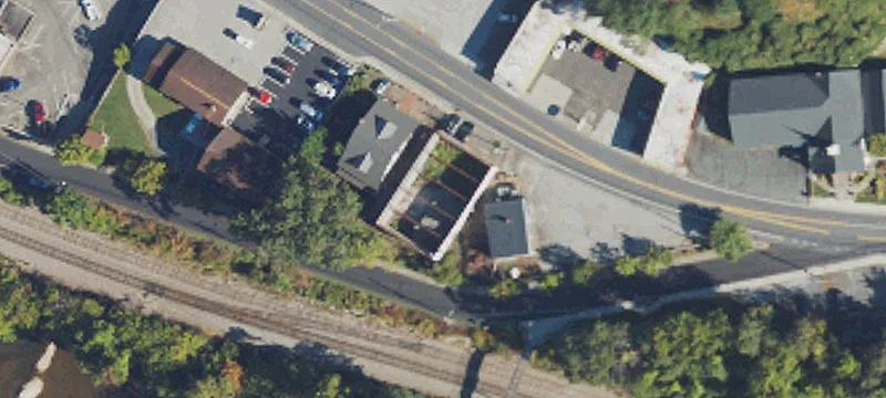 380 Oak Ave
